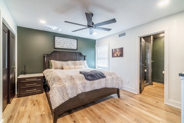 1319 Pine Mills Court, Fort Wayne, IN 46845