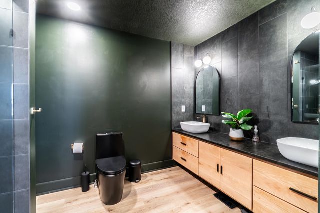 1319 Pine Mills Court, Fort Wayne, IN 46845