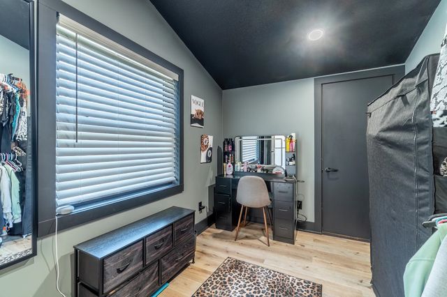 1319 Pine Mills Court, Fort Wayne, IN 46845