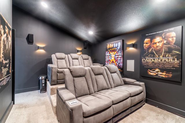 1319 Pine Mills Court, Fort Wayne, IN 46845