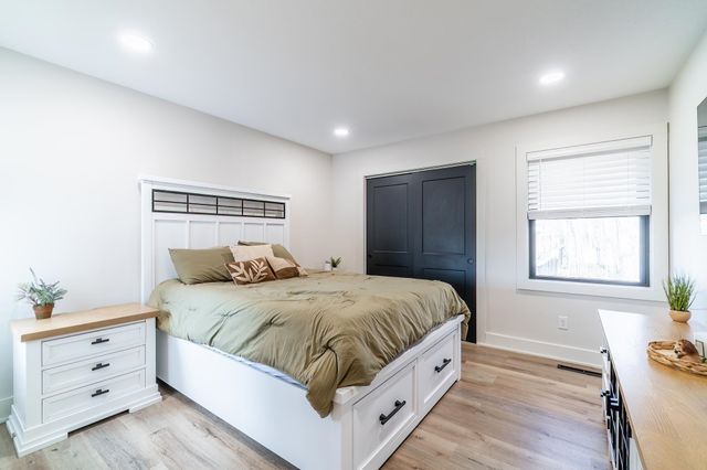 1319 Pine Mills Court, Fort Wayne, IN 46845