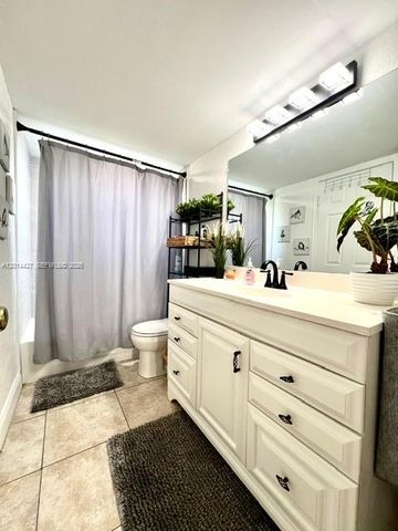 500 NE 2nd St 211, Dania Beach, FL 33004