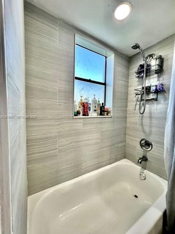 500 NE 2nd St 211, Dania Beach, FL 33004