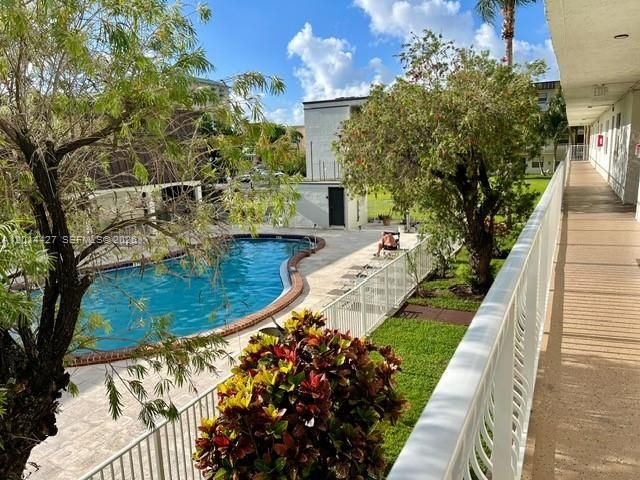 500 NE 2nd St 211, Dania Beach, FL 33004