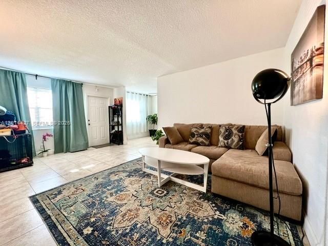 500 NE 2nd St 211, Dania Beach, FL 33004