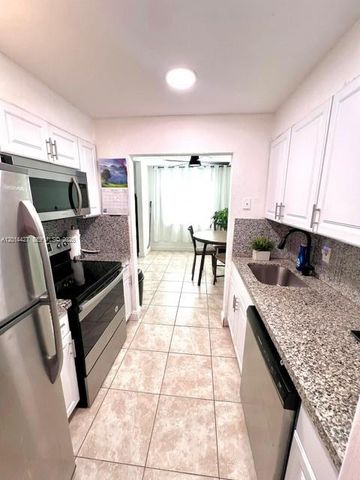 500 NE 2nd St 211, Dania Beach, FL 33004