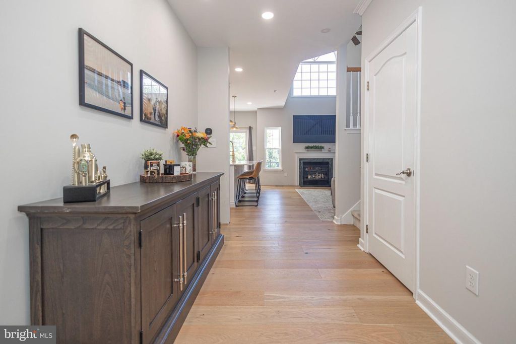 4547 OLD OAK RD, Doylestown, PA 18902 — photo 3