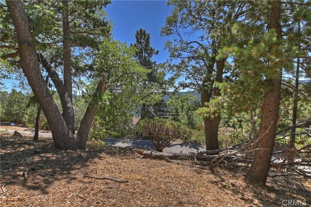 27588 Matterhorn Drive, Lake Arrowhead, CA 92352