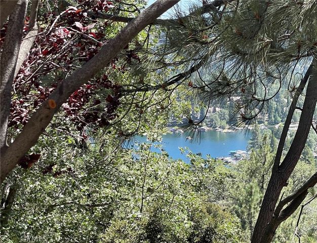 27588 Matterhorn Drive, Lake Arrowhead, CA 92352