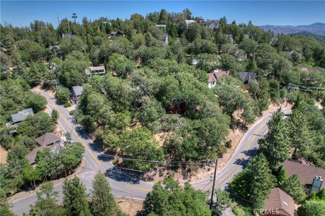 27588 Matterhorn Drive, Lake Arrowhead, CA 92352