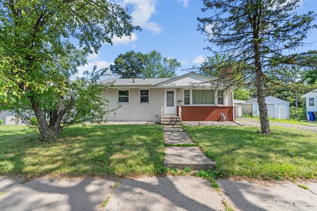 2168 Hawthorne Avenue E, Saint Paul, MN 55119
