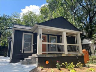 1264 Lyle NW Place, Atlanta, GA 30318
