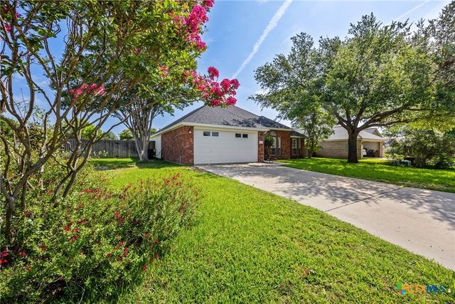 816 Woodhollow Drive, Temple, TX 76502