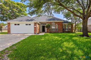 816 Woodhollow Drive, Temple, TX 76502