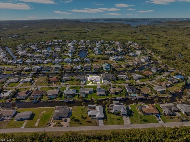 6401 Plumosa AVE, Fort Myers, FL 33908