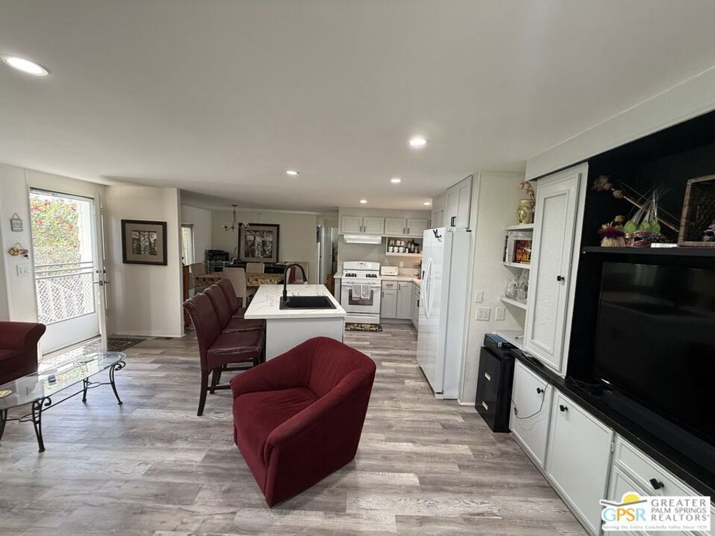 Image 11 of property listing at 15500 Bubbling Wells Road 248, Desert Hot Springs, CA 92240