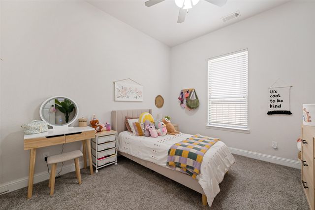 662 Thoroughbred Avenue, Frisco, TX 75036