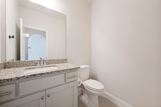 662 Thoroughbred Avenue, Frisco, TX 75036