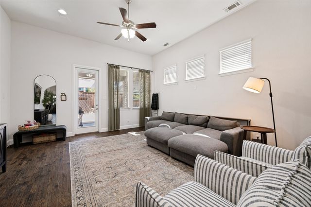 662 Thoroughbred Avenue, Frisco, TX 75036