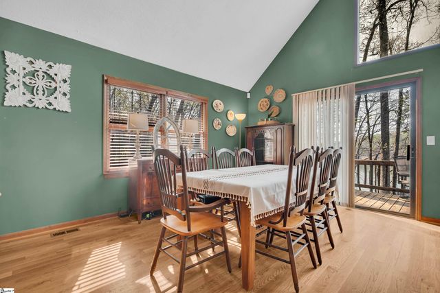 415 Kenwood Drive, Westminster, SC 29693
