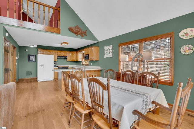 415 Kenwood Drive, Westminster, SC 29693