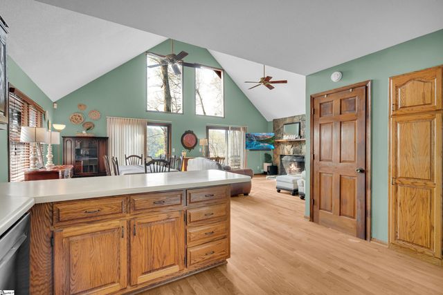 415 Kenwood Drive, Westminster, SC 29693