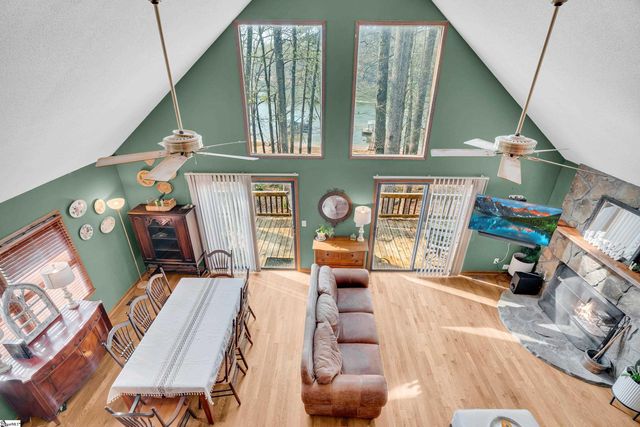 415 Kenwood Drive, Westminster, SC 29693