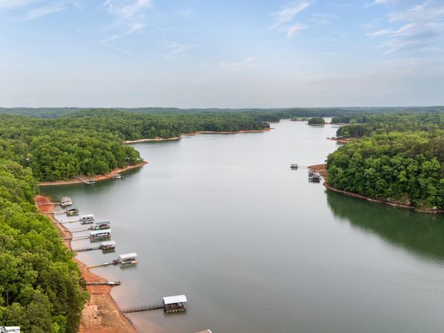 415 Kenwood Drive, Westminster, SC 29693