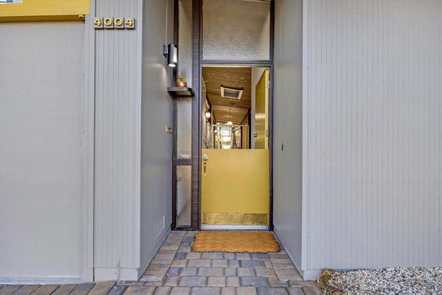 4004 Salem St, Concord, CA 94521