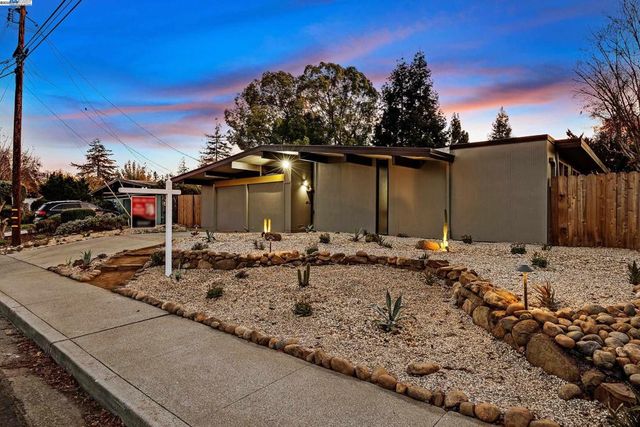 4004 Salem St, Concord, CA 94521