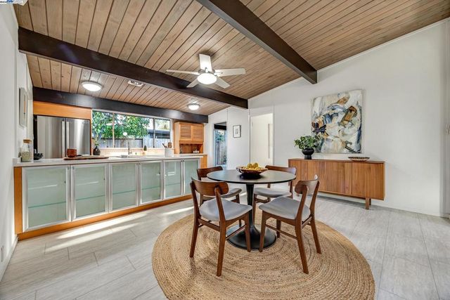 4004 Salem St, Concord, CA 94521