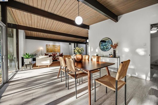 4004 Salem St, Concord, CA 94521