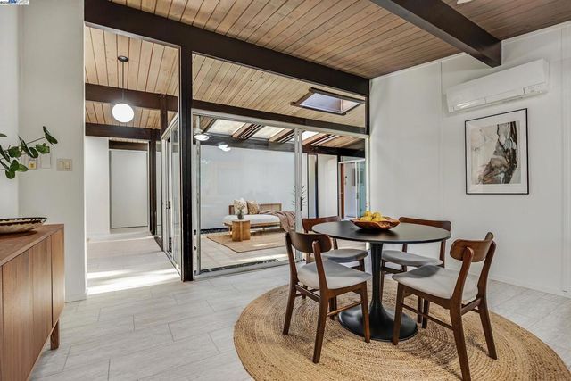 4004 Salem St, Concord, CA 94521