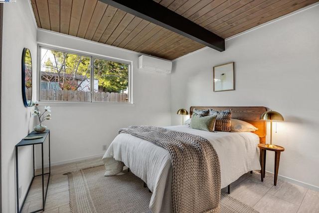 4004 Salem St, Concord, CA 94521