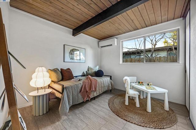 4004 Salem St, Concord, CA 94521