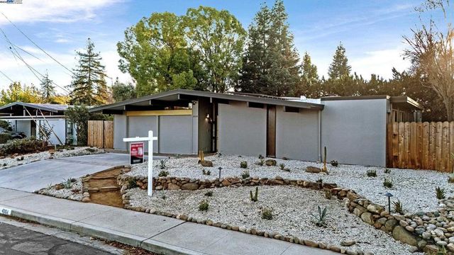 4004 Salem St, Concord, CA 94521
