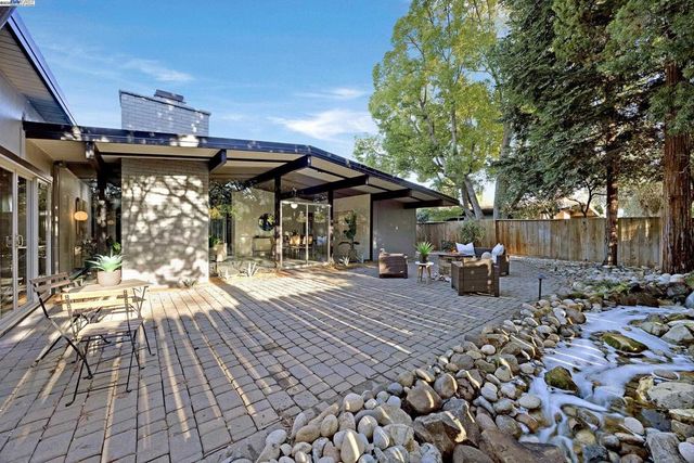 4004 Salem St, Concord, CA 94521