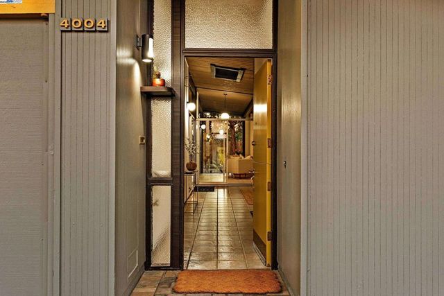 4004 Salem St, Concord, CA 94521