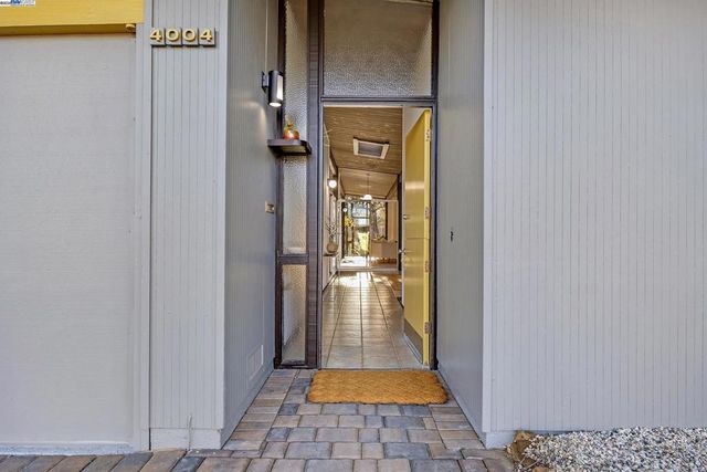 4004 Salem St, Concord, CA 94521