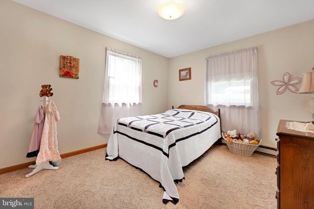 1236 TULPEHOCKEN RD, Richland, PA 17087