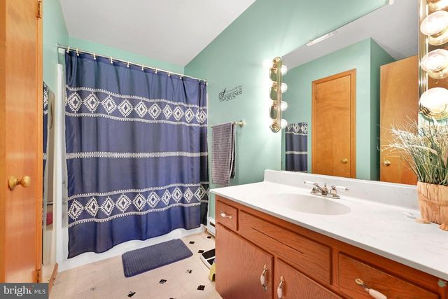 1236 TULPEHOCKEN RD, Richland, PA 17087