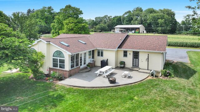 1236 TULPEHOCKEN RD, Richland, PA 17087
