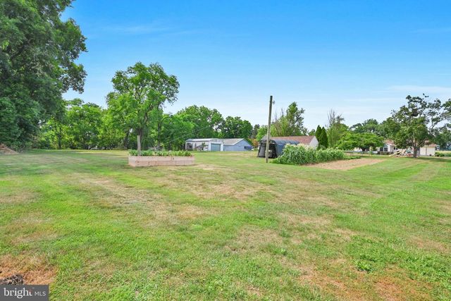 1236 TULPEHOCKEN RD, Richland, PA 17087