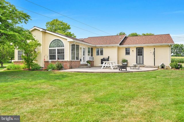 1236 TULPEHOCKEN RD, Richland, PA 17087