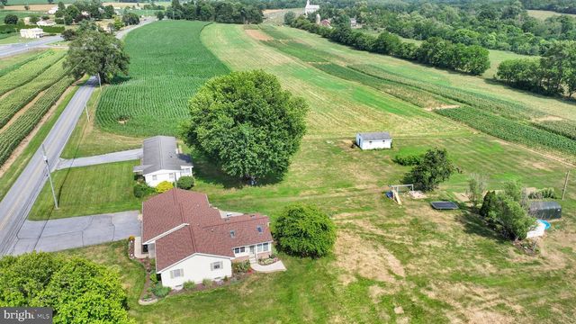 1236 TULPEHOCKEN RD, Richland, PA 17087