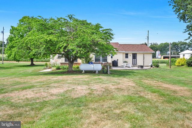 1236 TULPEHOCKEN RD, Richland, PA 17087
