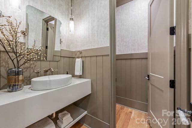 227 Hargett Court, Charlotte, NC 28211