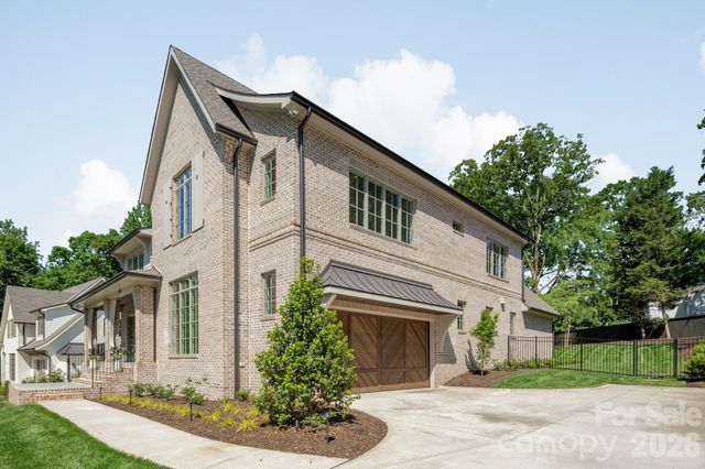 227 Hargett Court, Charlotte, NC 28211