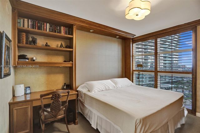 19111 Collins Ave 908, Sunny Isles Beach, FL 33160