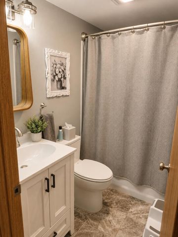 536 N Clyde Road, Midland, MI 48640